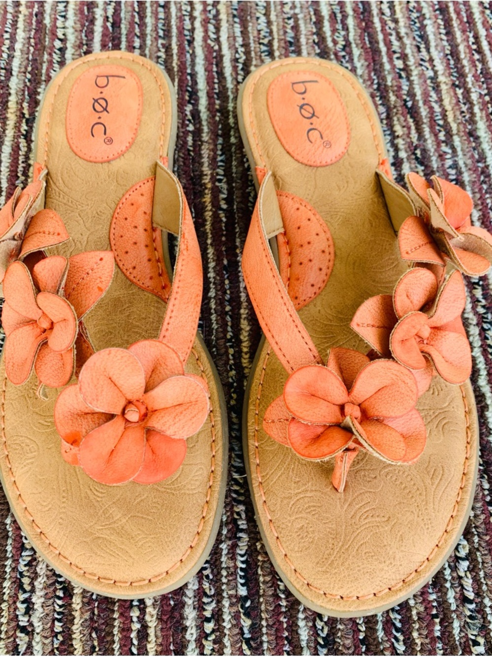 b.o.c. Coral Floral Thong Sandals - Women's